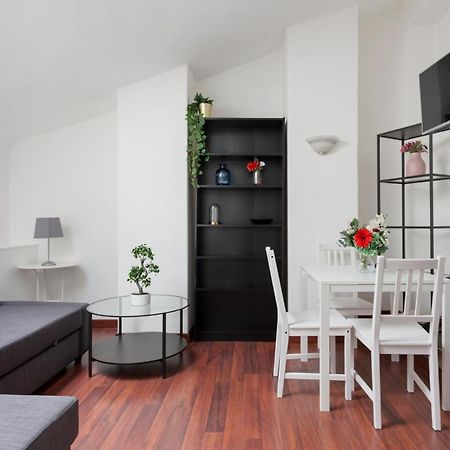 1 Bedroom & 1 Living Room Apt - Duomo 5 밀라노 외부 사진